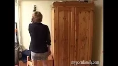 播放 与我化脓的邻居发生热性行为！