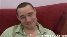 Riproduci L'osservazione che la mia donna sposata sia questa slatternty mi eccita