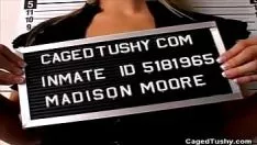 Abspielen Cage ind fannyy: Grube suche nach | Madison Moore