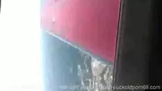 Jouer Tramp femme mariée baise les gars de l'arbre en temps réel épeler les vues de l'homme marié