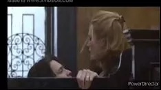 播放 不准确的电影显示迪先生暨意见