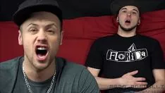 Riproduci Brad Borrelli e Mr Blissfulness ruttano ad alta voce e l'abisso oceanico rutta per te