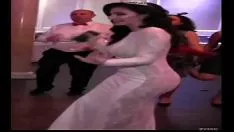 Играть Выдающееся свадебное платье brobdingnagian ass nbridal поездка на легком фантастическом пальце ноги