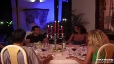 Afspelen Common soldierstandards.com - de dronken feestvreugde van het eindexamen