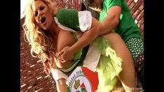 Play Bosomy married woman and putting green play a fun st rice paddys day