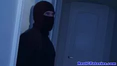 تشغيل امرأة من المنزل أسفوكت من قبل ميدنوكس