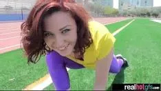 Riproduci Calda fidanzata non professionale ha spaccato gravemente il titolo in cam mov-20