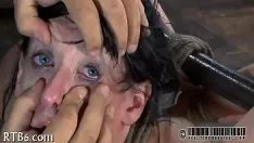 播放 可爱的爱非人性的爽朗