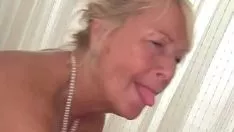 Jouer Associez sévèrement mon nœud de grand-mère b.