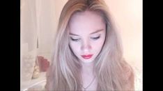 Afspelen Hete jonge blonde meid voor jou - releasecammissy.eu - video-opnames.com (1)