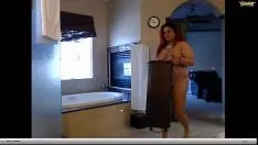 Jouer Sabrinaprado manœuvre rouge bbw douche vers le bas