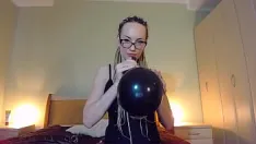 Play Badassbitch blowing big balloon to pop
