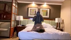 Putar Pria ini menjalani kehidupan terbaiknya dengan orang asia seksi di mgm grand di las vegas