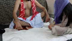 Abspielen Hindi Tantrik Baba Neue Webserie: Stiefmutters verbotenes Desi-Muschi-Ficken in Full HD