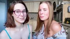 Abspielen Anca lässt sich auf ihren blonden Champion stürzen